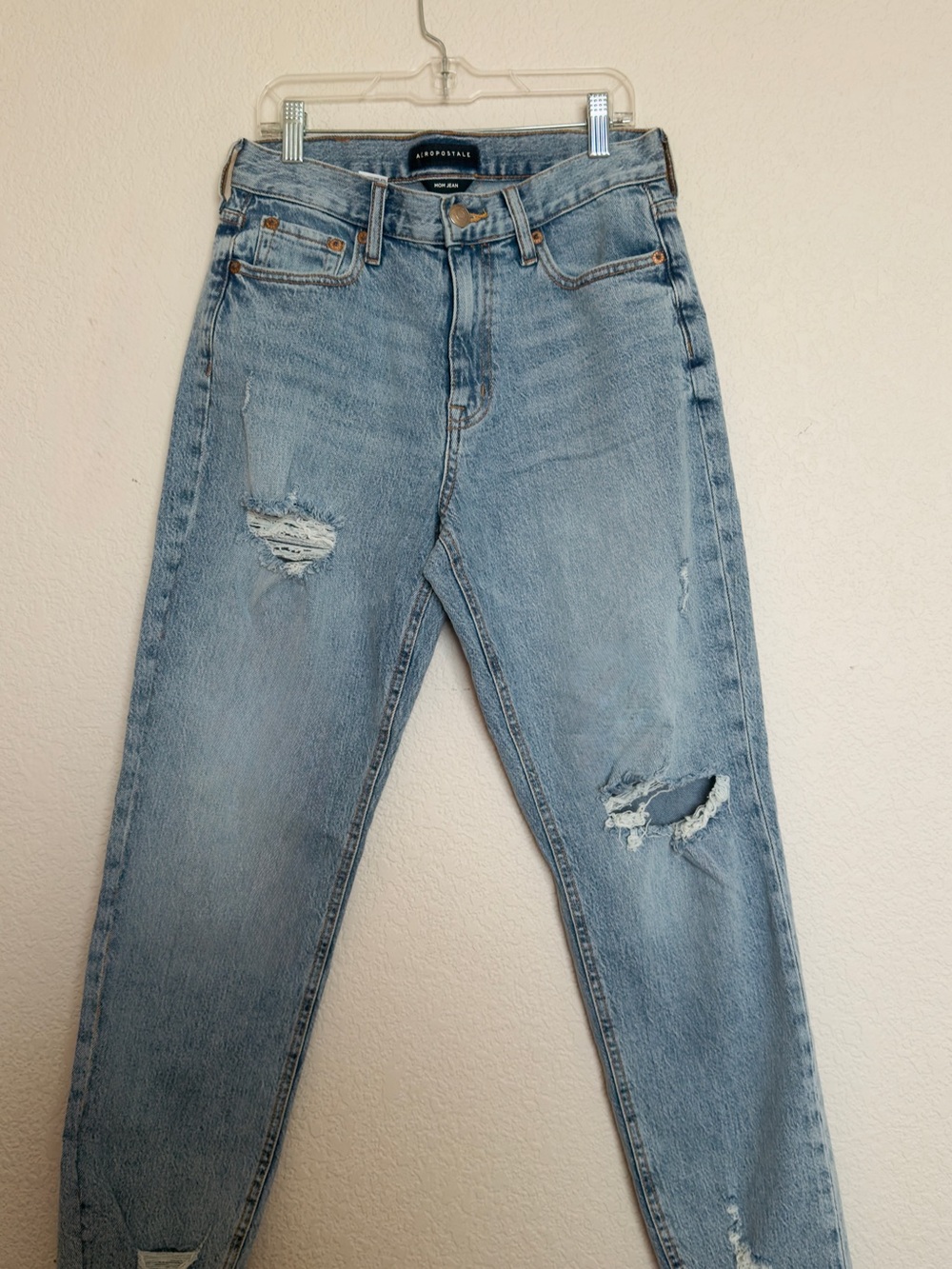 Aeropostale Light Blue High-Rise Distressed Women’s Jeans